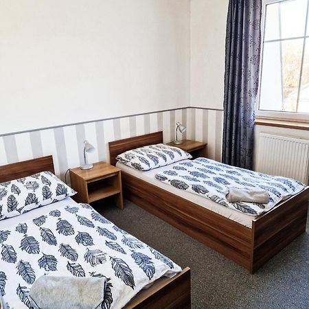 Hotel Ned Hockey Nymburk Bagian luar foto